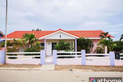 en-Leuke-drie-slaapkamer-woning-in-Kashutuin-te-koop-99198-2