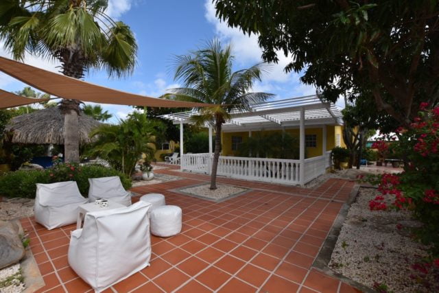 en-Mooie-tropische-Bungalow-te-Santa-Catharina-Curacao-te-Huur-67340-9