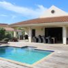 Ruime Villa met Zwembad in Blue Bay te Huur