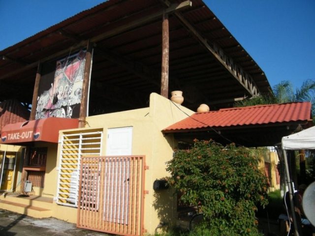 22913-en-Te-koop-bar-dancing-en-restaurant-op-de-Santa-Rosa-weg-te-Curacao-1