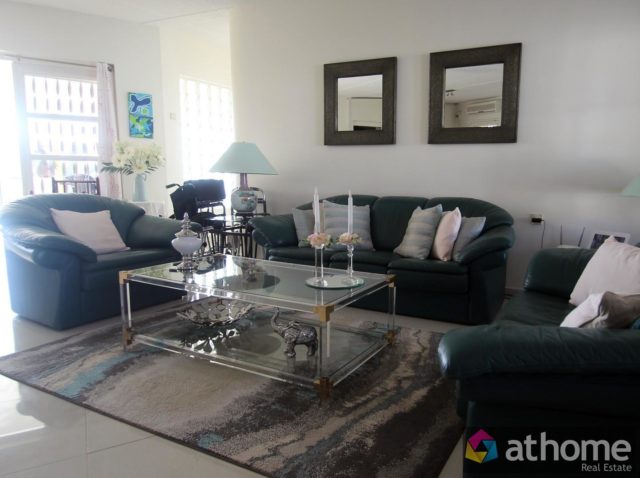 Prachtige-Villa-op-Hoekperceel-met-geweldig-Uitzicht-in-Bottelier-te-Koop-112664-nl-10