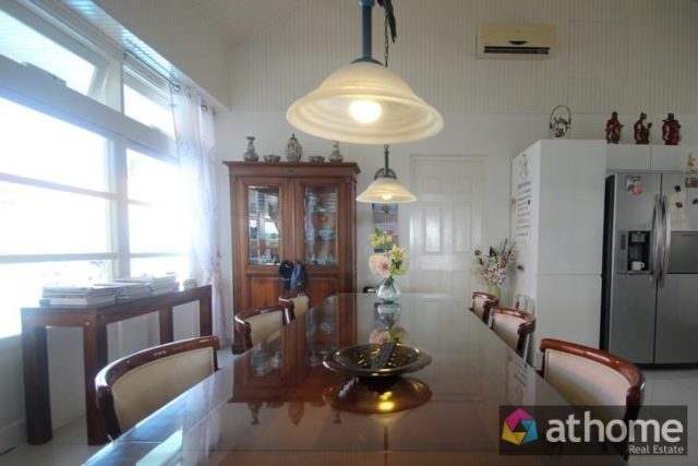 Prachtige-Villa-op-Hoekperceel-met-geweldig-Uitzicht-in-Bottelier-te-Koop-112664-nl-12