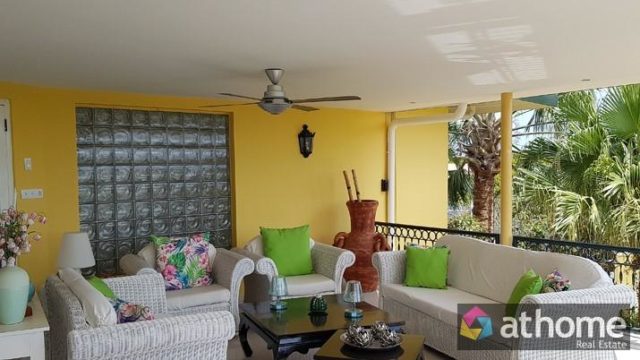 Prachtige-Villa-op-Hoekperceel-met-geweldig-Uitzicht-in-Bottelier-te-Koop-112664-nl-17