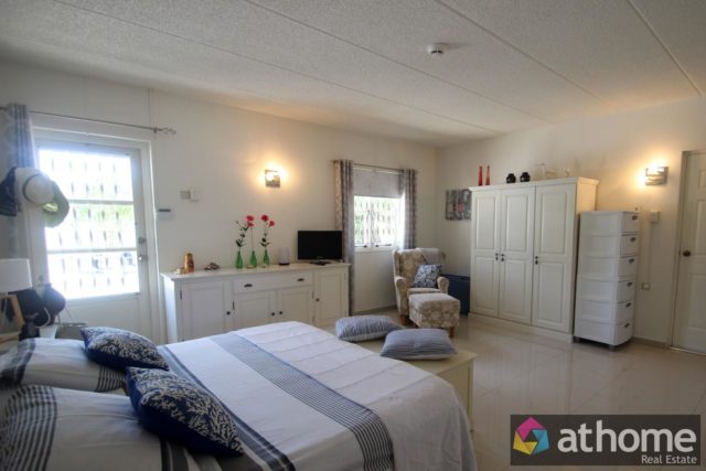 Prachtige-Villa-op-Hoekperceel-met-geweldig-Uitzicht-in-Bottelier-te-Koop-112664-nl-21