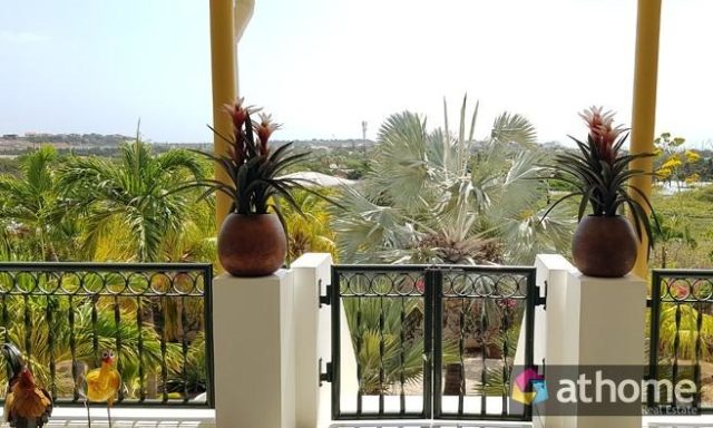 Prachtige-Villa-op-Hoekperceel-met-geweldig-Uitzicht-in-Bottelier-te-Koop-112664-nl-34