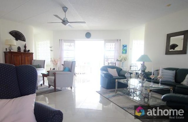 Prachtige-Villa-op-Hoekperceel-met-geweldig-Uitzicht-in-Bottelier-te-Koop-112664-nl-8