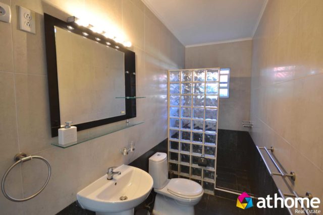 Gemeubileerde villa met zwembad Santa Catharina te huur 14