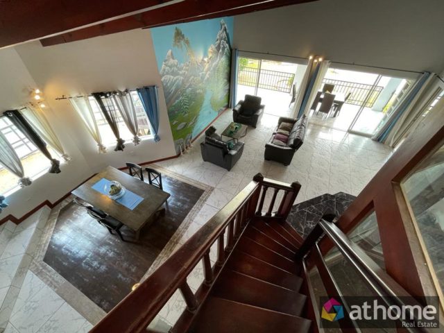 114456-Ruime-Gezinswoning-Te-Huur-in-Oude-Water-15