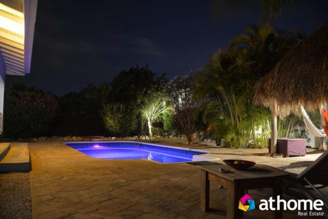 Gemeubileerde villa met zwembad Santa Catharina te huur 23