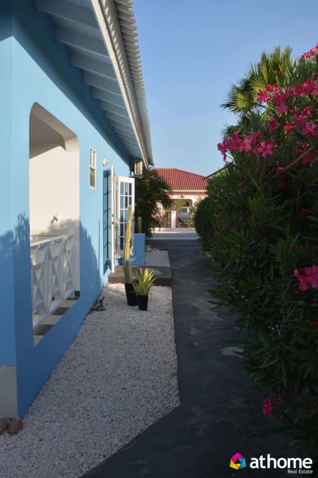 Gemeubileerde villa met zwembad Santa Catharina te huur 20