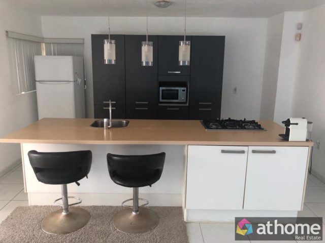 114657-Moderne-Villa-met-Prachtig-Uitzicht-in-Vista-Royal-Te-Huur-3