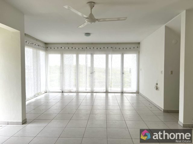 114657-Moderne-Villa-met-Prachtig-Uitzicht-in-Vista-Royal-Te-Huur-4