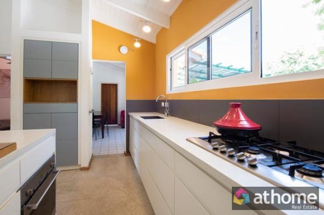 115077-Sfeervolle-Vrijstaande-Woning-in-St.-Catharina-te-Huur-9