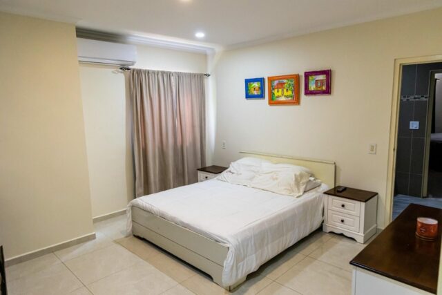 Luxe Exotische Villa met Inpandig Zwembad te Koop in Soto 21-2048x1366