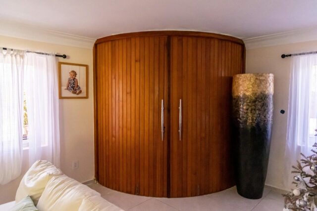 Luxe Exotische Villa met Inpandig Zwembad te Koop in Soto 7.-2048x1366