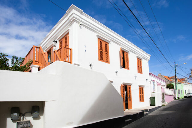 377A1114.Luxe Gemeubileerd Appartement te Otrobanda