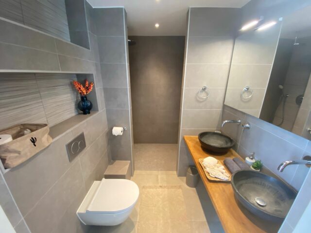 Modern Penthouse in Jan Sofat te Huur00011