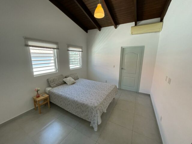 Modern appartement met zwembad te huur Jan Thiel-14