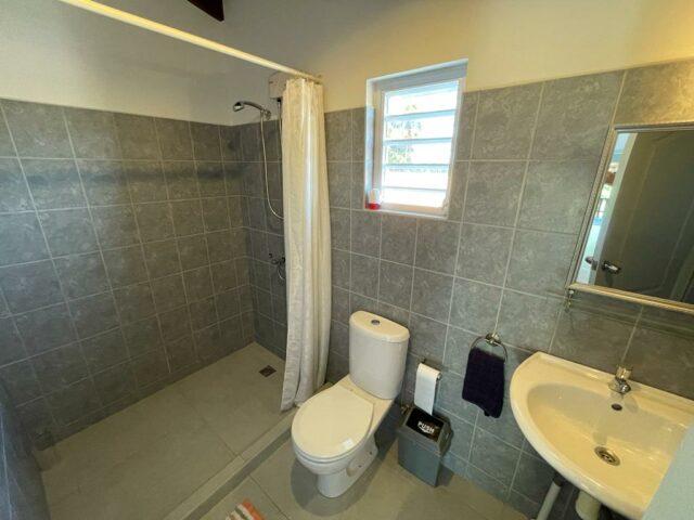 Modern appartement met zwembad te huur Jan Thiel-15