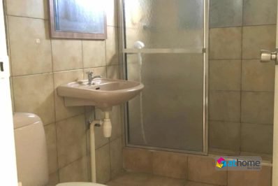 Ruime-Woning-in-het-Centraal-Gelegen-Salinja-te-Koop-14-398x266