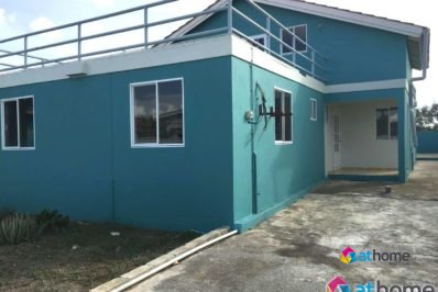 Ruime-Woning-in-het-Centraal-Gelegen-Salinja-te-Koop-4-398x266