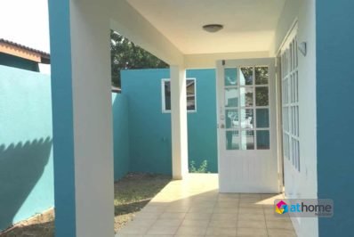 Ruime-Woning-in-het-Centraal-Gelegen-Salinja-te-Koop-6-398x266