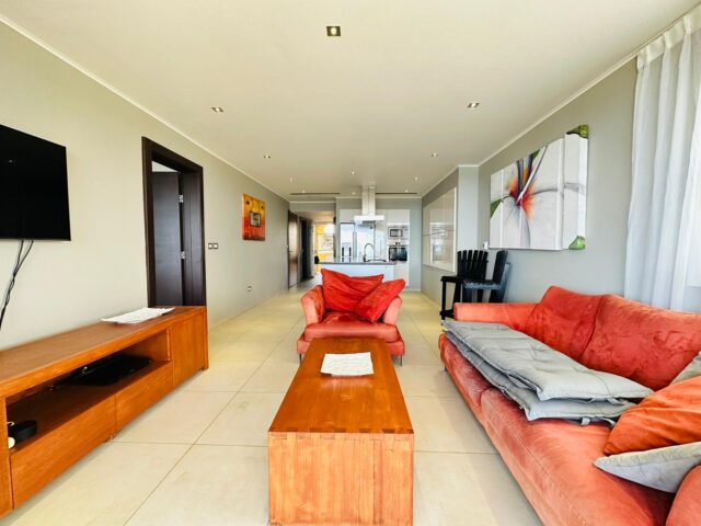 73e2798e-c299-4415-988e-86652ee63896