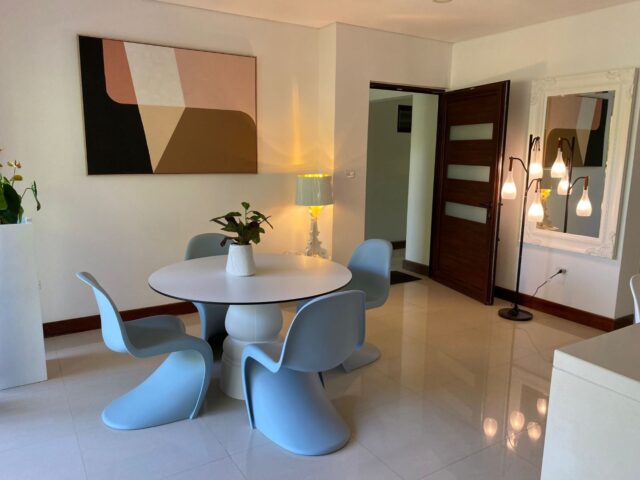 Fantastisch Modern Gemeubileerd Appartement te Huur 4