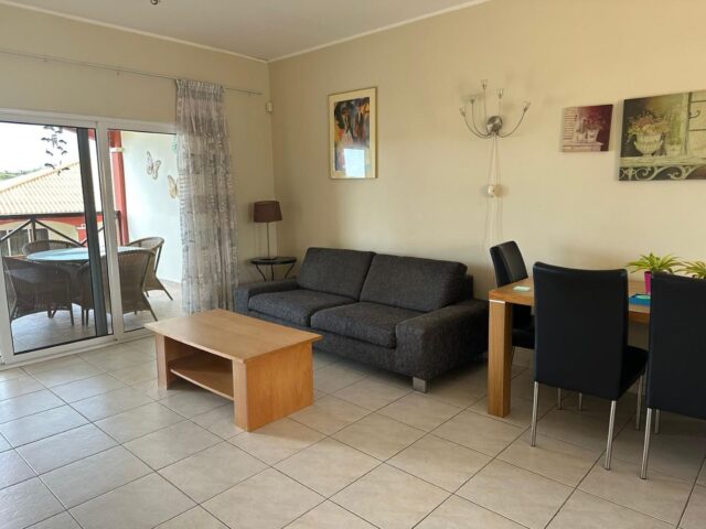 Gemeubileerd Appartement Met Prachtig Uitzicht te Huur op Seru Hulanda 1