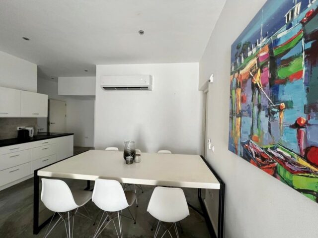 Gemeubileerd Appartement te Huur op La Privada 5