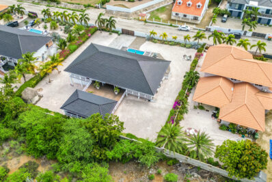 Blog 16 Luxe Villa met Zwembad en Appartement op Vista Royal te Koop