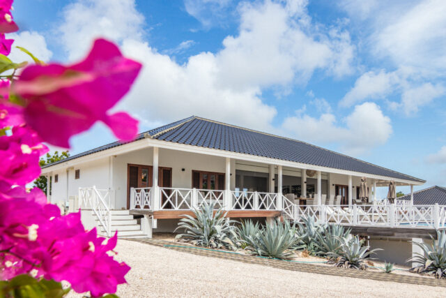 Luxe Villa met Zwembad en Appartement op Vista Royal te Koop IMG_0681