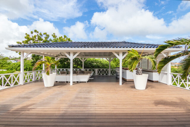 Luxe Villa met Zwembad en Appartement op Vista Royal te Koop IMG_0683