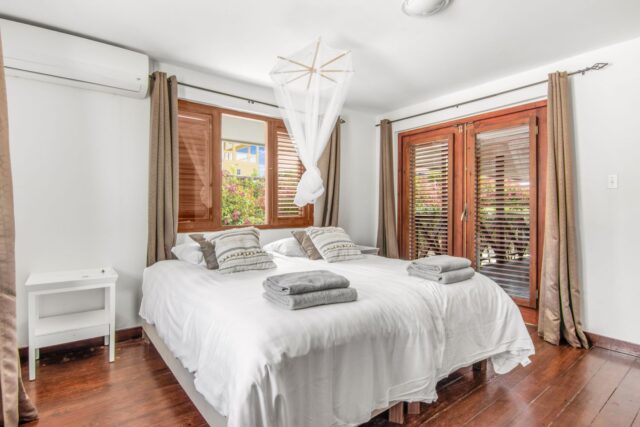 Luxe Villa Yasmin met Zwembad op Vista Royal te Koop 22