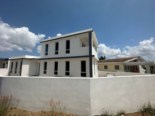 Luxe Villa in Curasol te Koop - Vooraanzicht 2