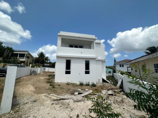 Luxe Villa in Curasol te Koop - Zijaanzicht