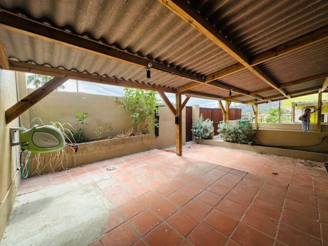 Studio met Tuin in Otrobanda te Huur 4