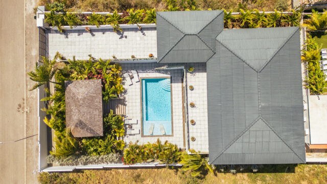 Luxe Villa met Zwembad in Vista Royal te Koop