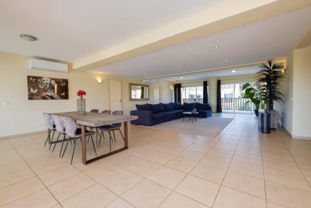 Heerlijk Appartement met Uitzicht op de Jachthaven 6