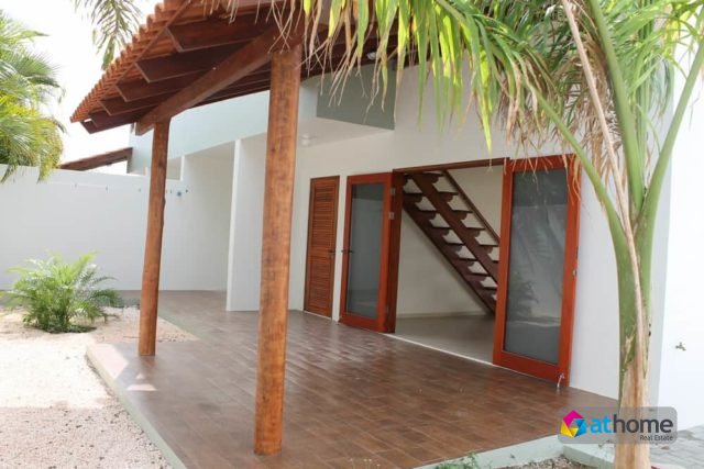 Mooi Semi Gemeubileerd Appartement te Huur Sunset Heights Foto 1