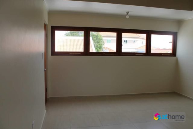 Mooi Semi Gemeubileerd Appartement te Huur Sunset Heights Foto 4