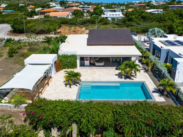 Moderne Villa met Appartementen en Zwembed op Damasco Resort Curacao te Jan Thiel te Koop47