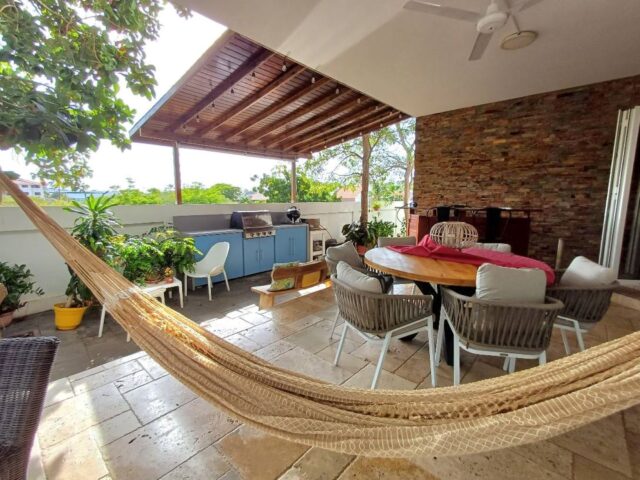 Luxe villa met Privé Zwembad in Vista Royal te Koop (25)