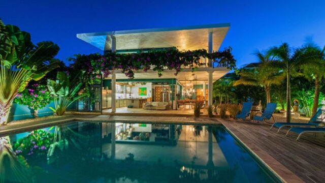 Open Woonconcept Villa met Privé Zwembad in Penstraat Te Koop (1)