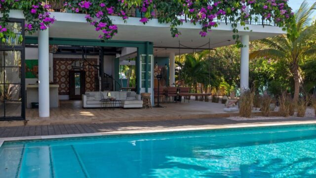 Open Woonconcept Villa met Privé Zwembad in Penstraat Te Koop (18)