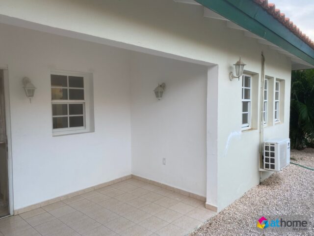 Leuke-Drie-Slaapkamer-Bungalow-in-Jongbloed-te-Huur-2024-09-20-at-21.44.42-1