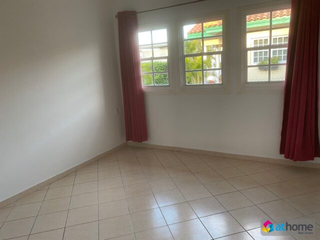 Leuke-Drie-Slaapkamer-Bungalow-in-Jongbloed-te-Huur-2024-09-20-at-21.44.43-1