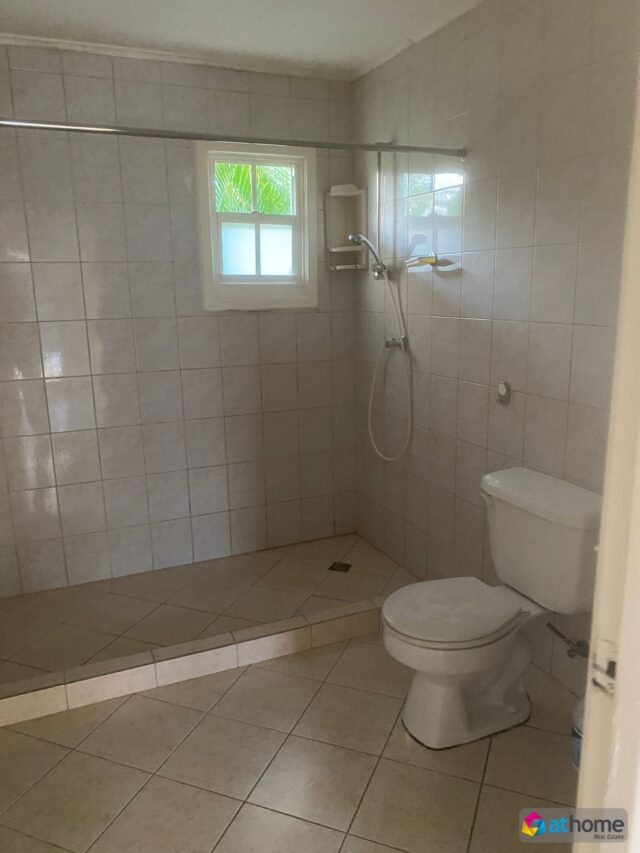 Leuke-Drie-Slaapkamer-Bungalow-in-Jongbloed-te-Huur-2024-09-20-at-21.44.44-2