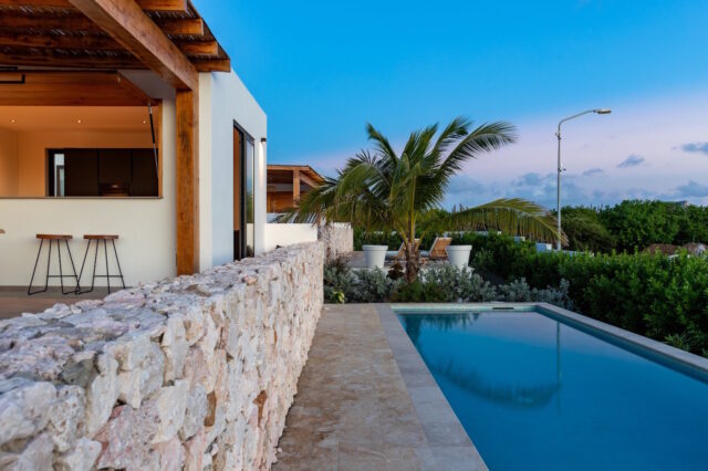 1.gemeubileerde villa met zwembad op LXRY resort te koop