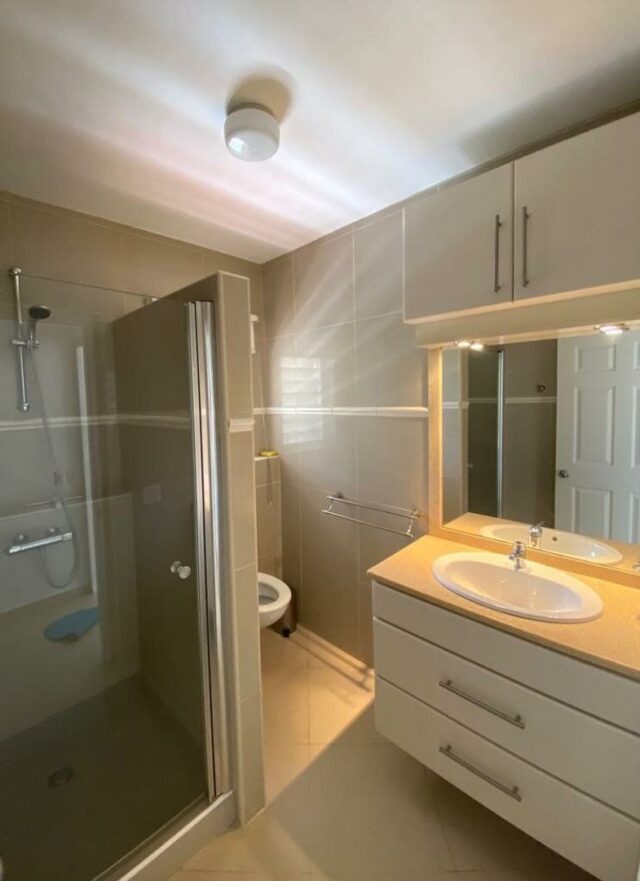 Ruime villa met zwembad Brakkeput Abou Curaçao te Huur(16)